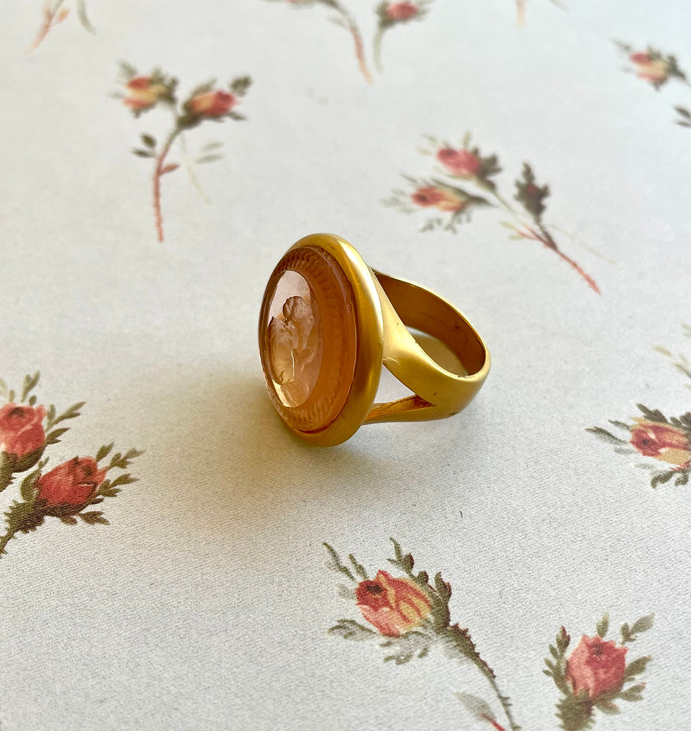 Thumbnail: Peach and Gold Intaglio Ring
