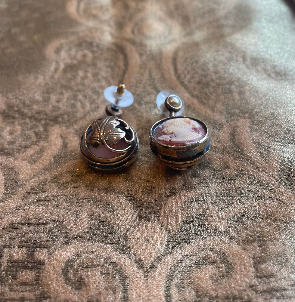Thumbnail: Shell Cameo Ivy Dome Earrings