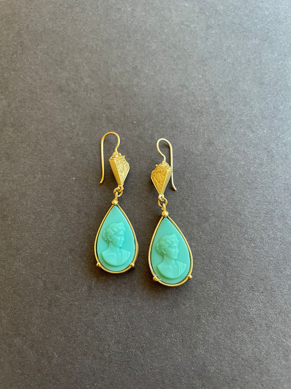 Turquoise America Cameo in Gold Plate