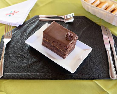 torta chocolate trozo.jpeg