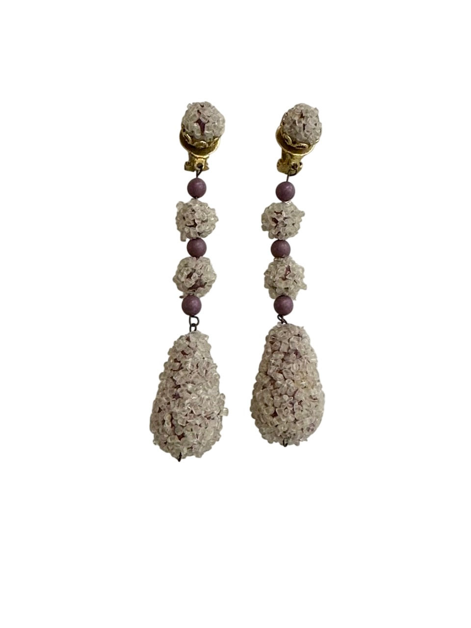 Thumbnail: Mauve Sugar Bead Vintage Clip On Earrings