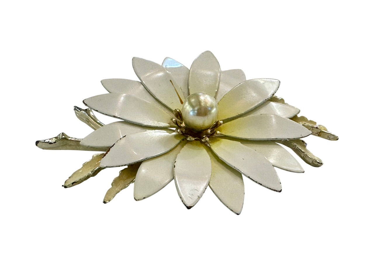 Daisy Flower Brooch by Coro