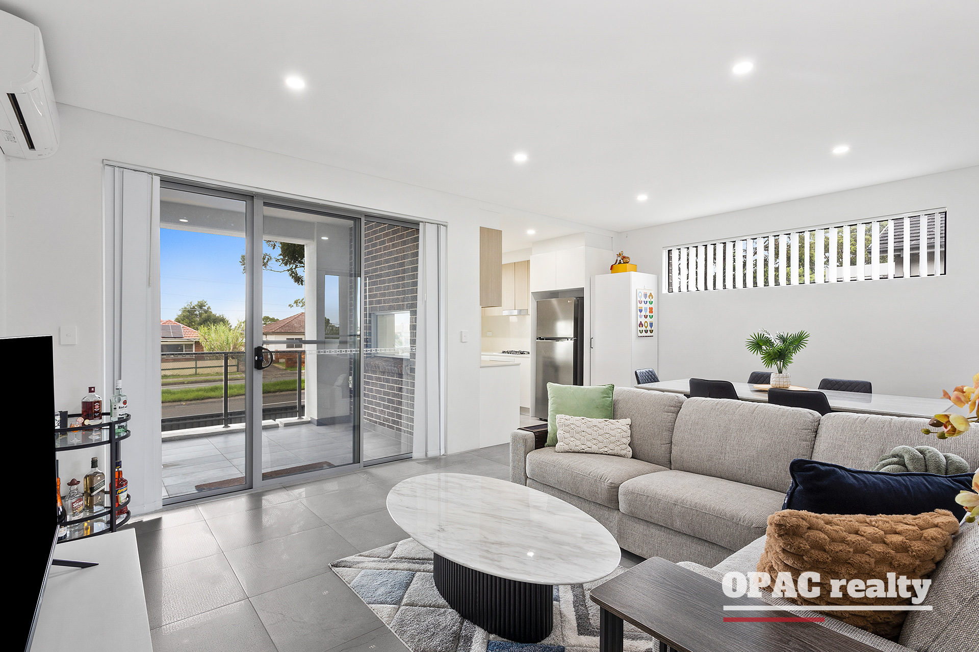 BIG UNIT WITH 2 CAR SPACE & 2 BALCONIES