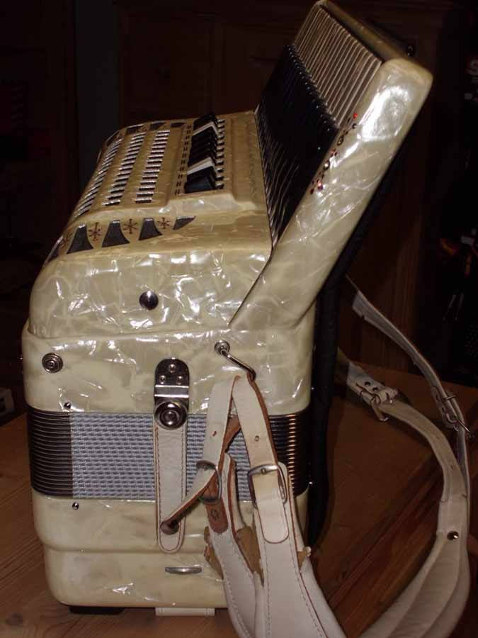 Miniaturbild: Wurmitzer Akkordeon 120er gebraucht