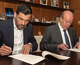 sergio assina.jpg