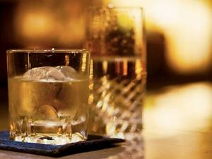 大人が集まる熟女バー