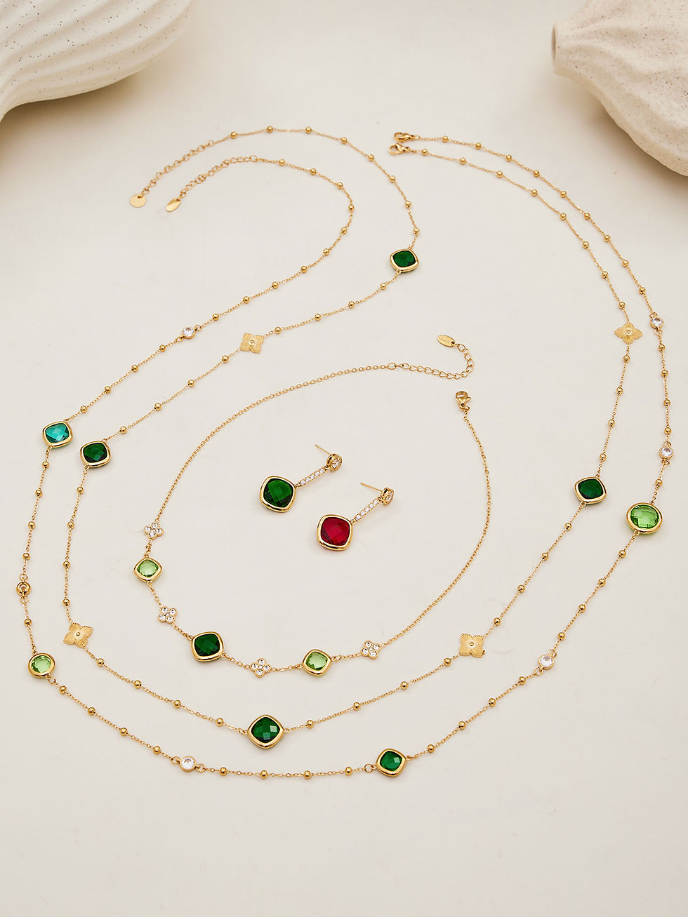 縮圖：Stainless Steel Clover Zircon Jewelry Set – Necklace, Bracelet & Earrings