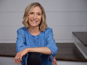 Episode 125: Becoming a Pivotal Person with Stephanie Nelson