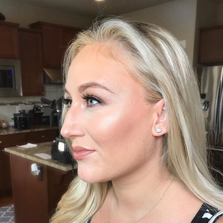 Seattle Makeup Artist Shalonda Peguero