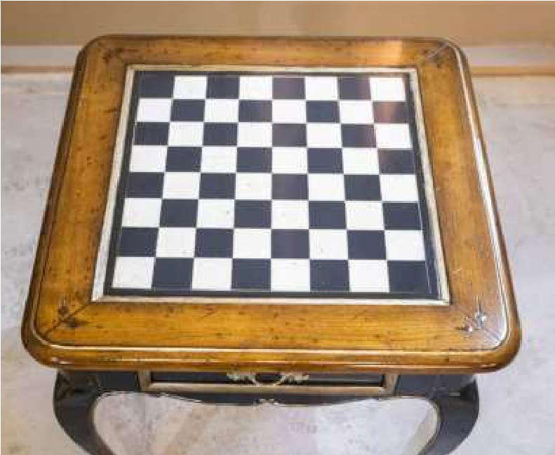 Miniatura: Regency chess table
