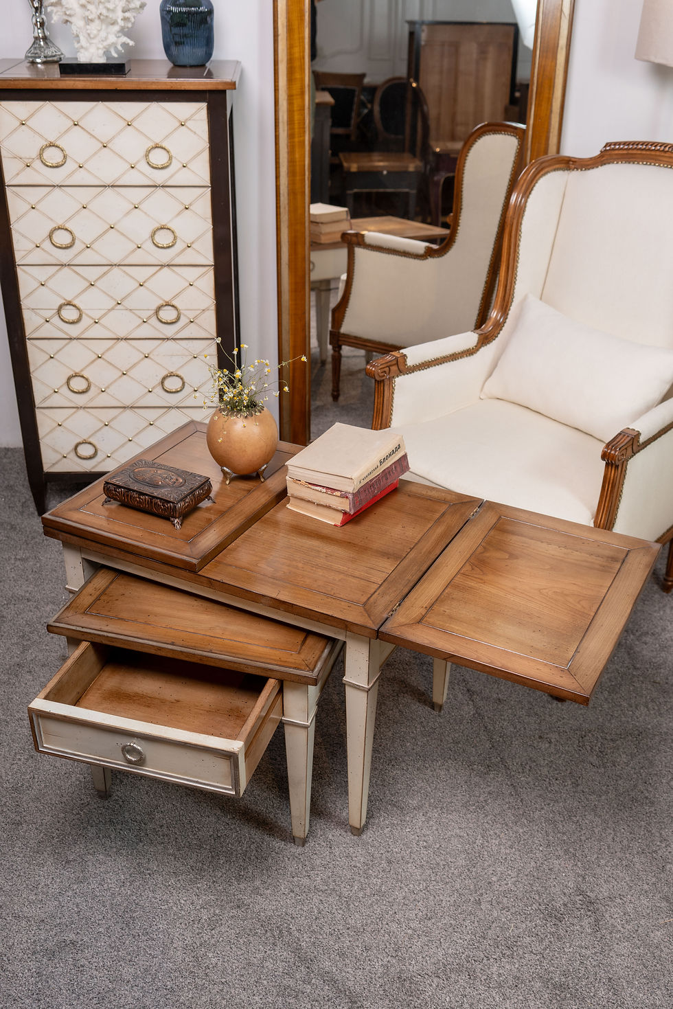 Miniatura: 2 Tables Zhigon Directory