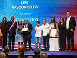 Filho de Valença, Levi Vasconcelos recebe a Ordem 2 de Julho, uma das mais altas honrarias da Bahia