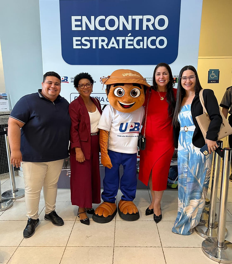 Prefeita Jacqueline Soares participa de Encontro Estratégico na UPB ao lado do governador Jerônimo Rodrigues