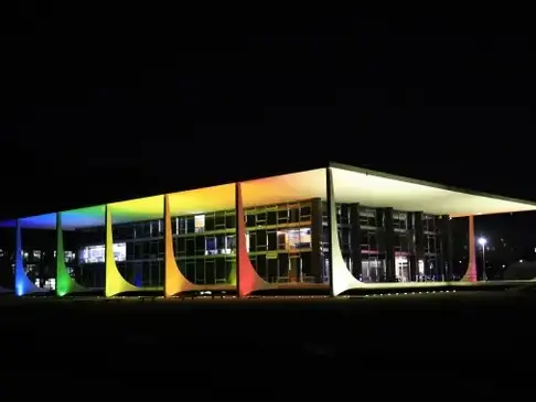 Supremo forma maioria para reconhecer homotransfobia como injúria racial