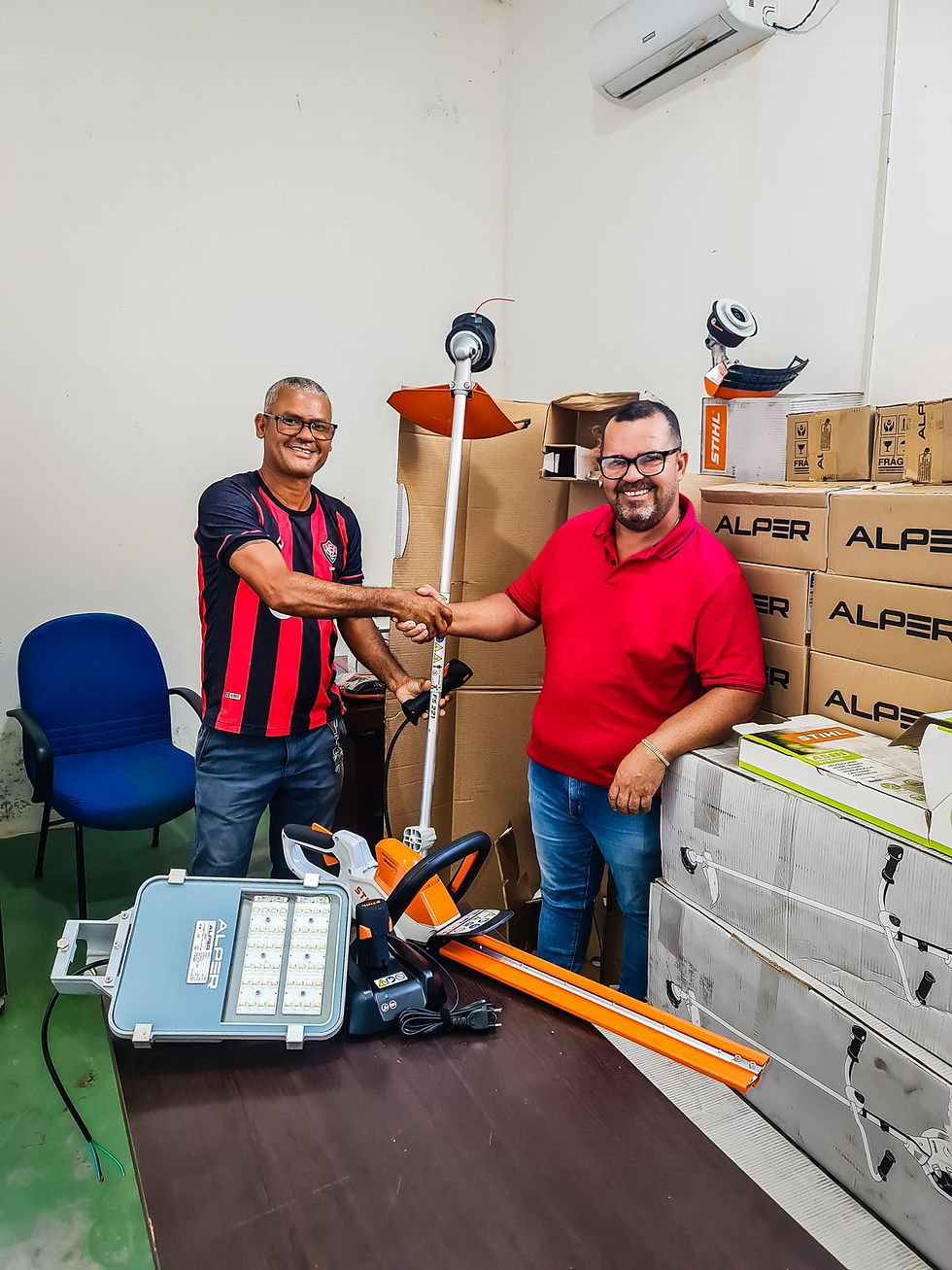 NILO PEÇANHA: Prefeitura reforça infraestrutura urbana com novos equipamentos e ampliação da iluminação pública