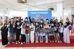 LINE_ALBUM_EEC6 Malaysia (Day5)_221016_119.jpg