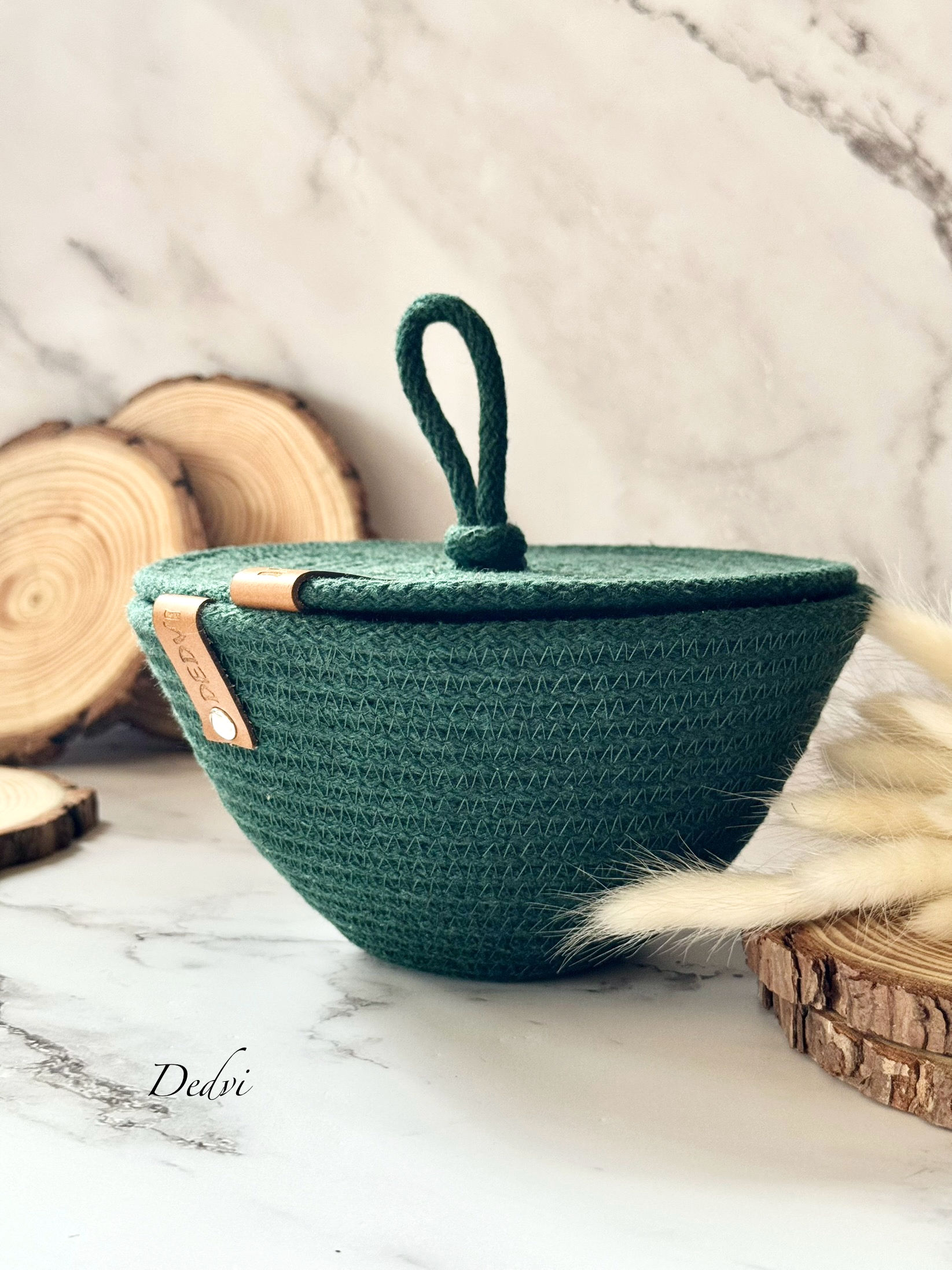 Flaschengrün runder Korb