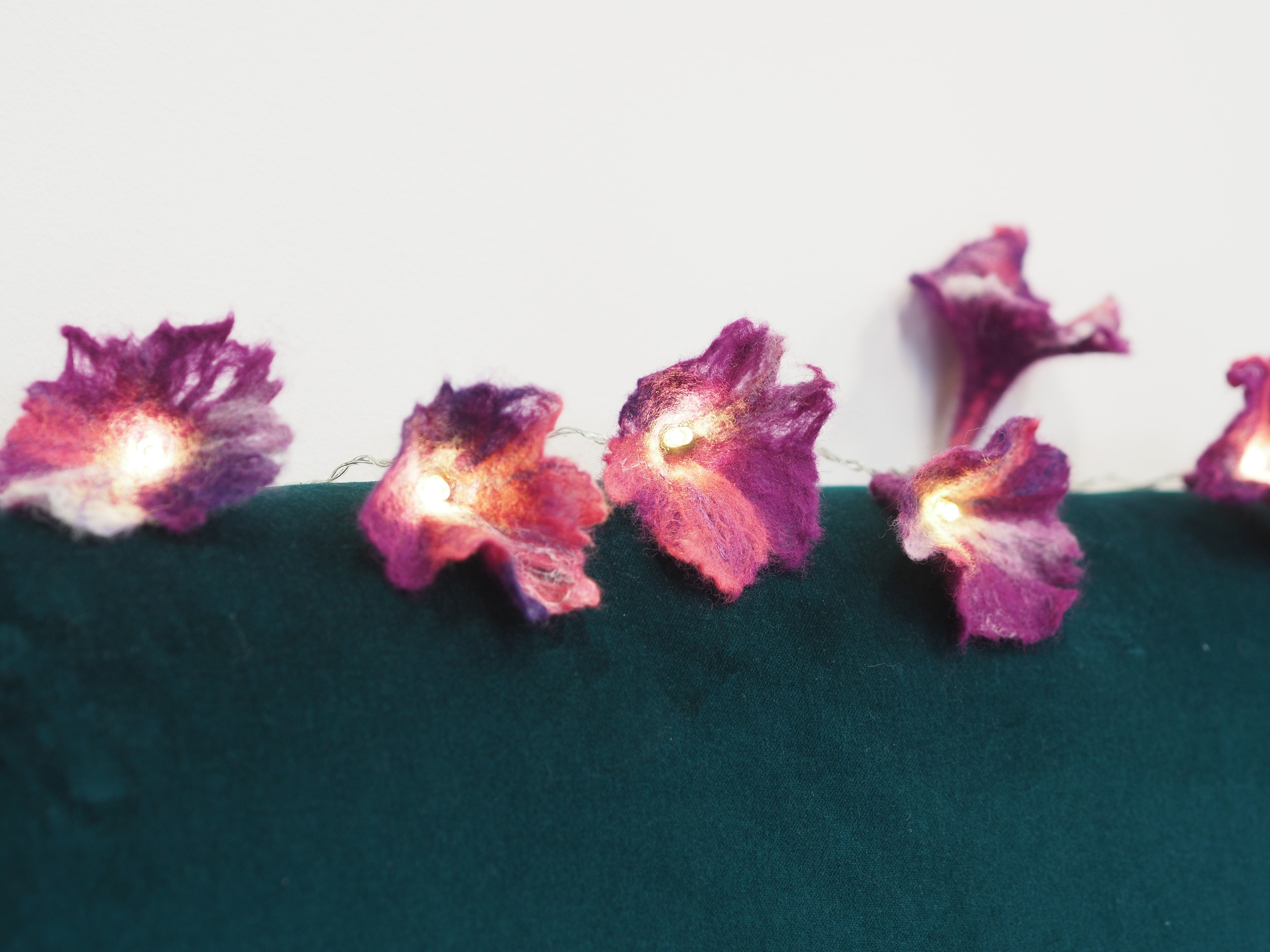 Guirlande de fleurs lumineuses