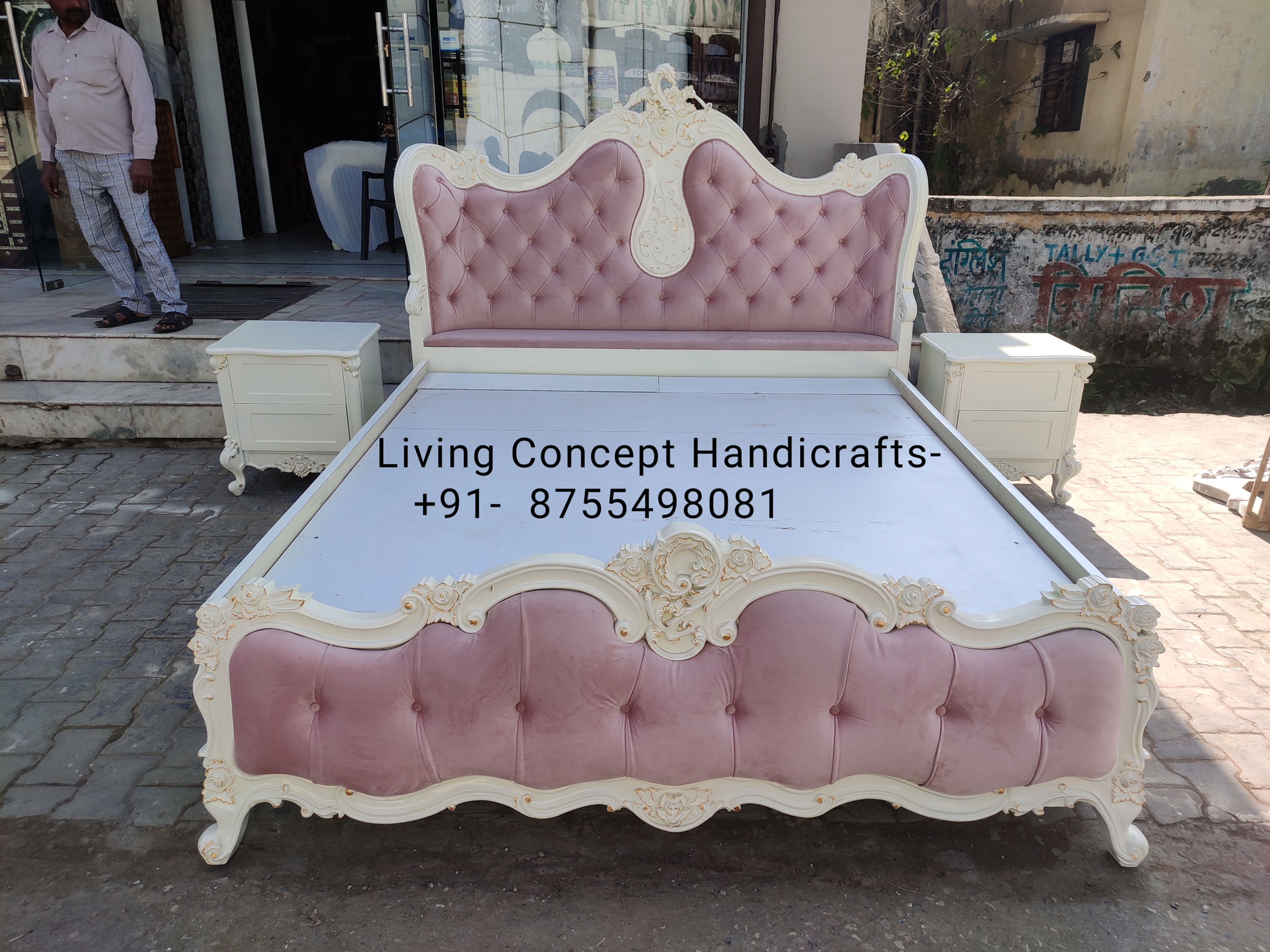 Teakwood carving bedroom set in off white finish and quilted design 