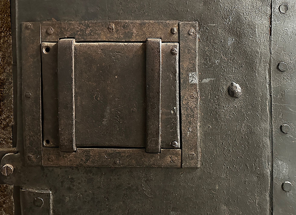 Valt Door