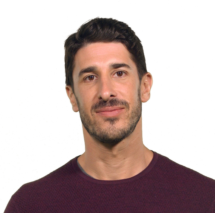 Netta headshot.jpg