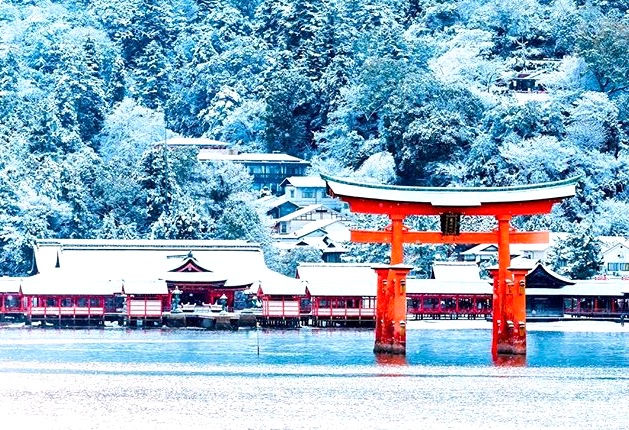 Winterliche Landschaft auf Miyajima.