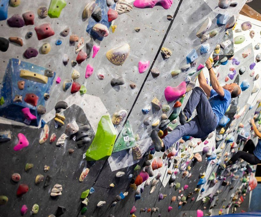 Bouldering_edited.jpg