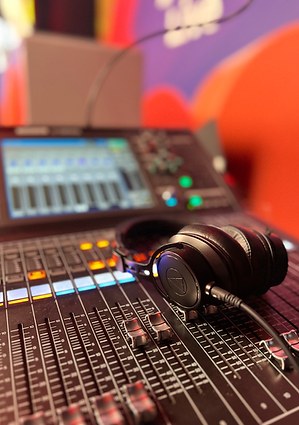 Live Event and live stream Audio Desk QL1