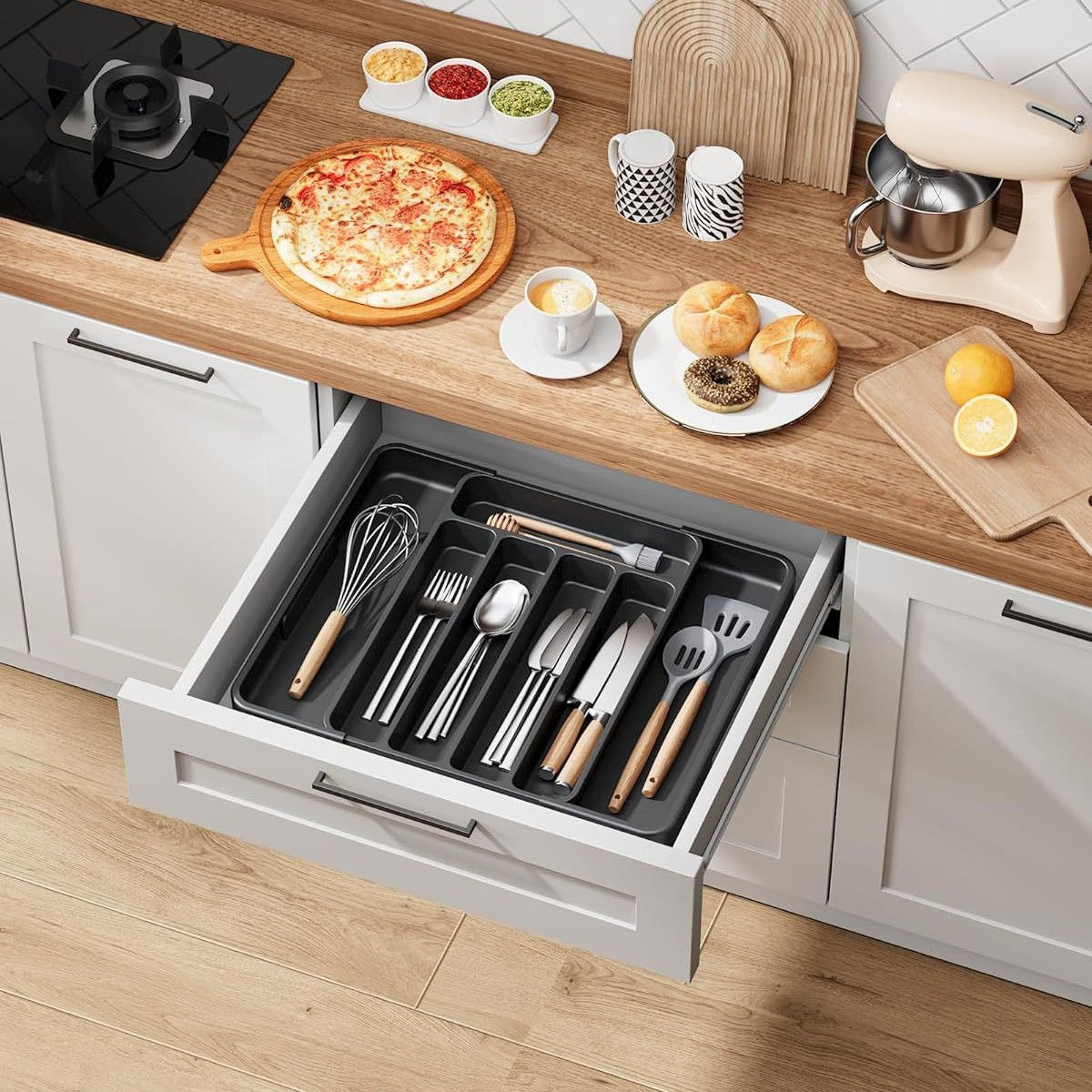 FlexiTray – Expandable Drawer Organiser