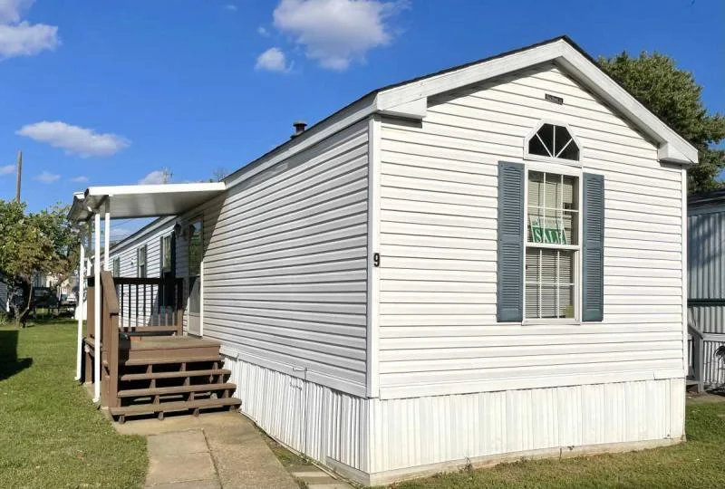 lot 9 Beltway.webp