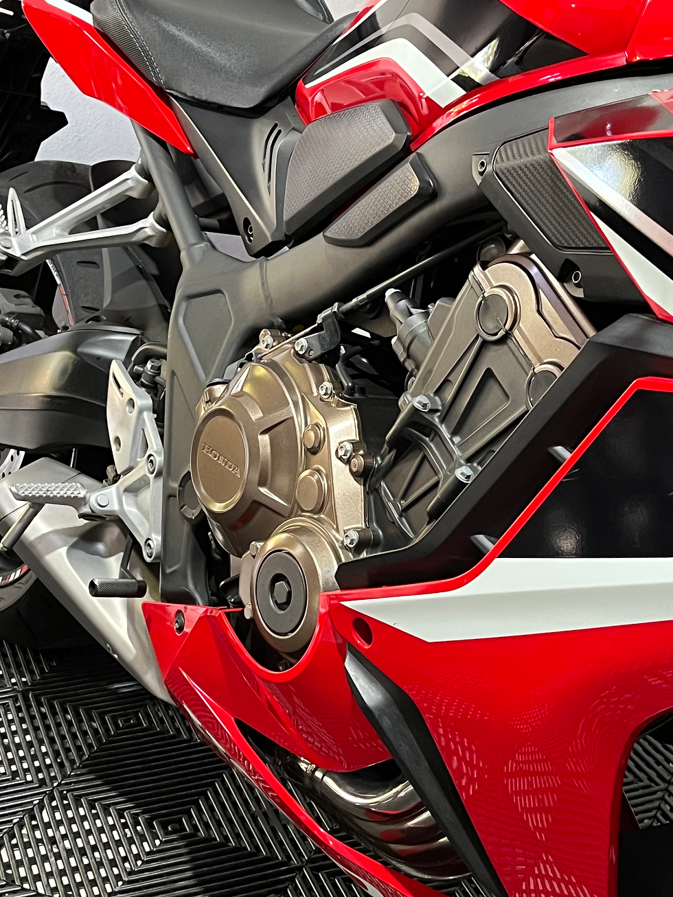 Miniatura: Honda CBR 650R 2022 