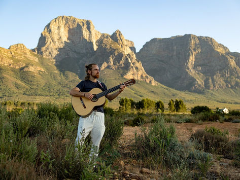 Seth Tabatznik Blends Earthy Folk and Spiritual Reflection on ‘Infinite Beings’