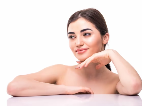 The Role of Beauty Salons and Clinics in Promoting Skin Whitening in Dubai