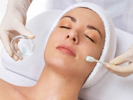 The Cost of Chemical Peeling in Dubai: What You Need to Know