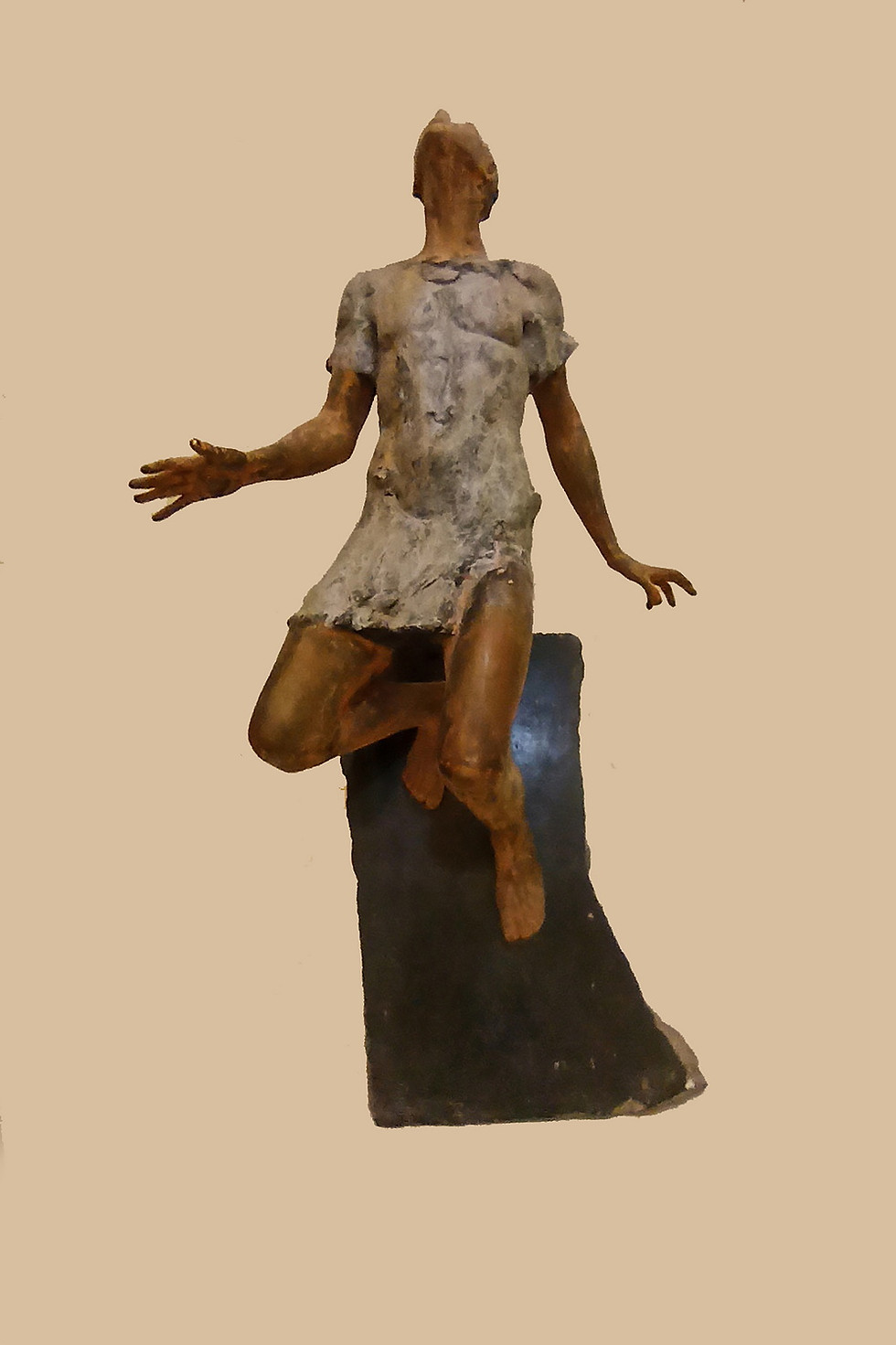 Прев'ю: "Воїн" бронза,граніт, 1998 р.,  40 Ш x 74 В x 30 Г см