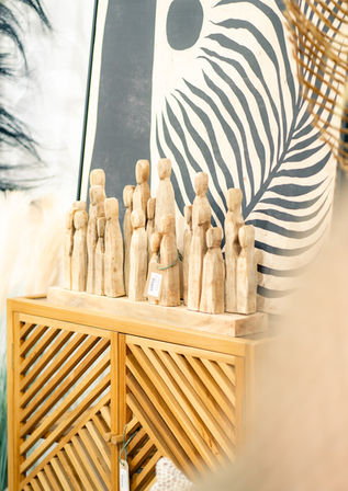 Handgesneden beeldjes uit Bali