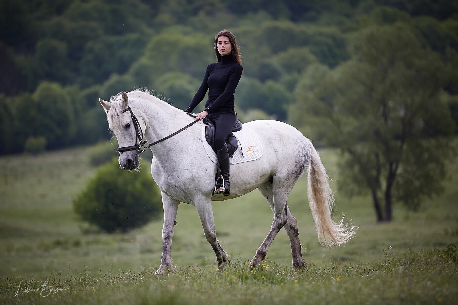 Calarie in aer liber pe traseu natural langa Rasnov prin MAX International