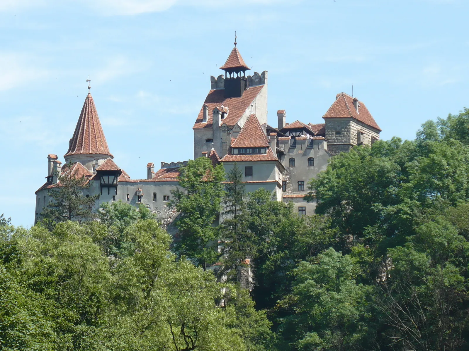 Castelul Bran, obiectiv principal în turul premium Peleș, Bran și Râșnov