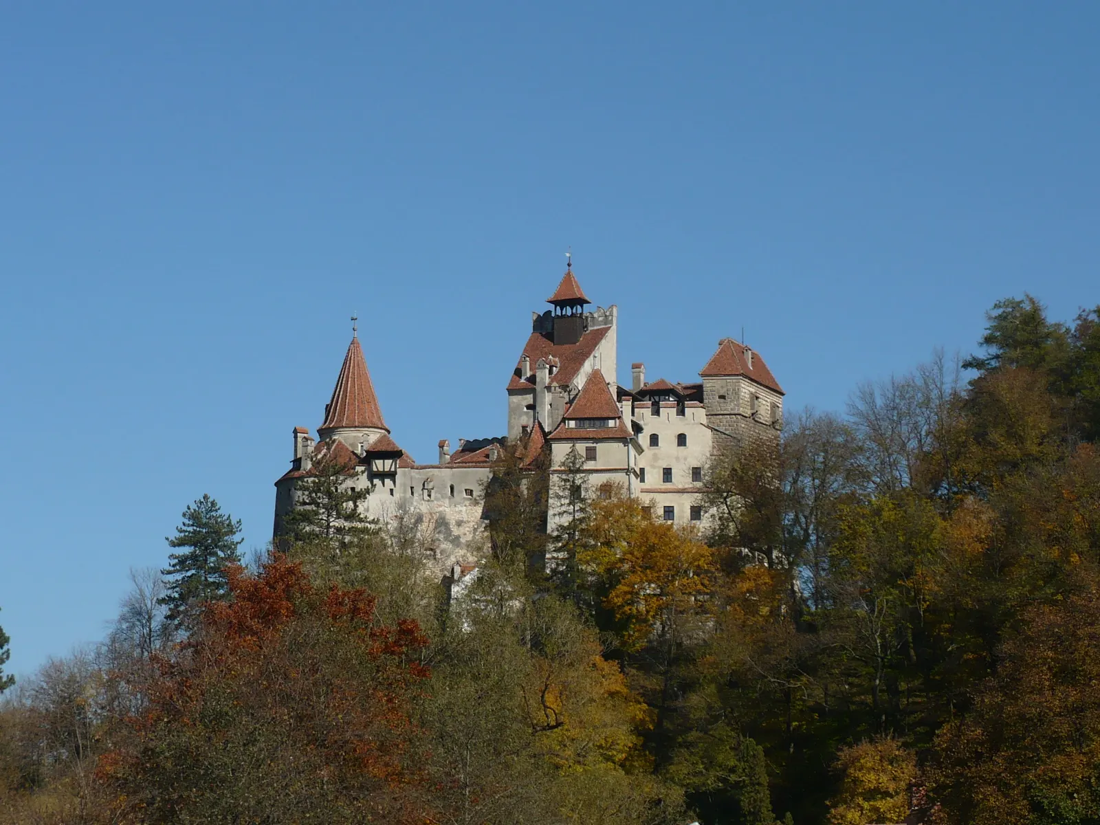 Panoramă cu Castelul Bran în tur privat premium din zona Râșnov