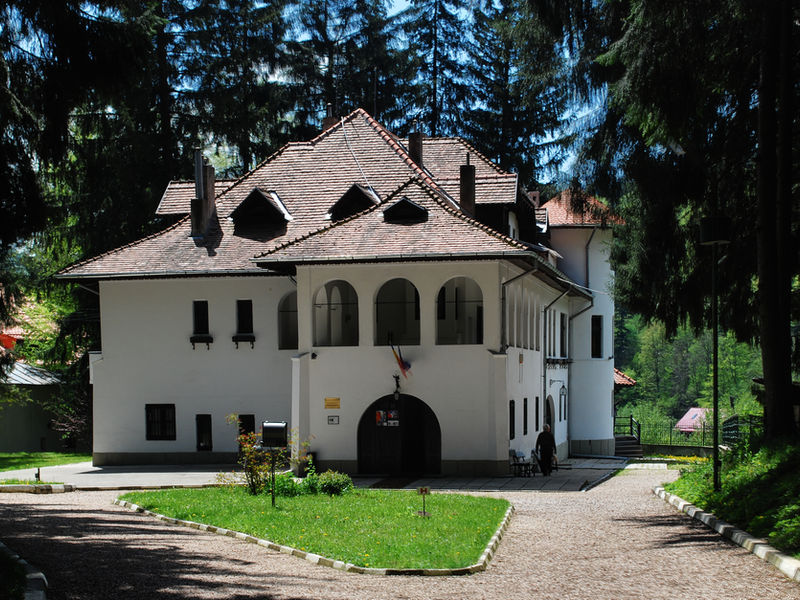 Casa Memorială George Enescu — Vila Luminiș Sinaia
