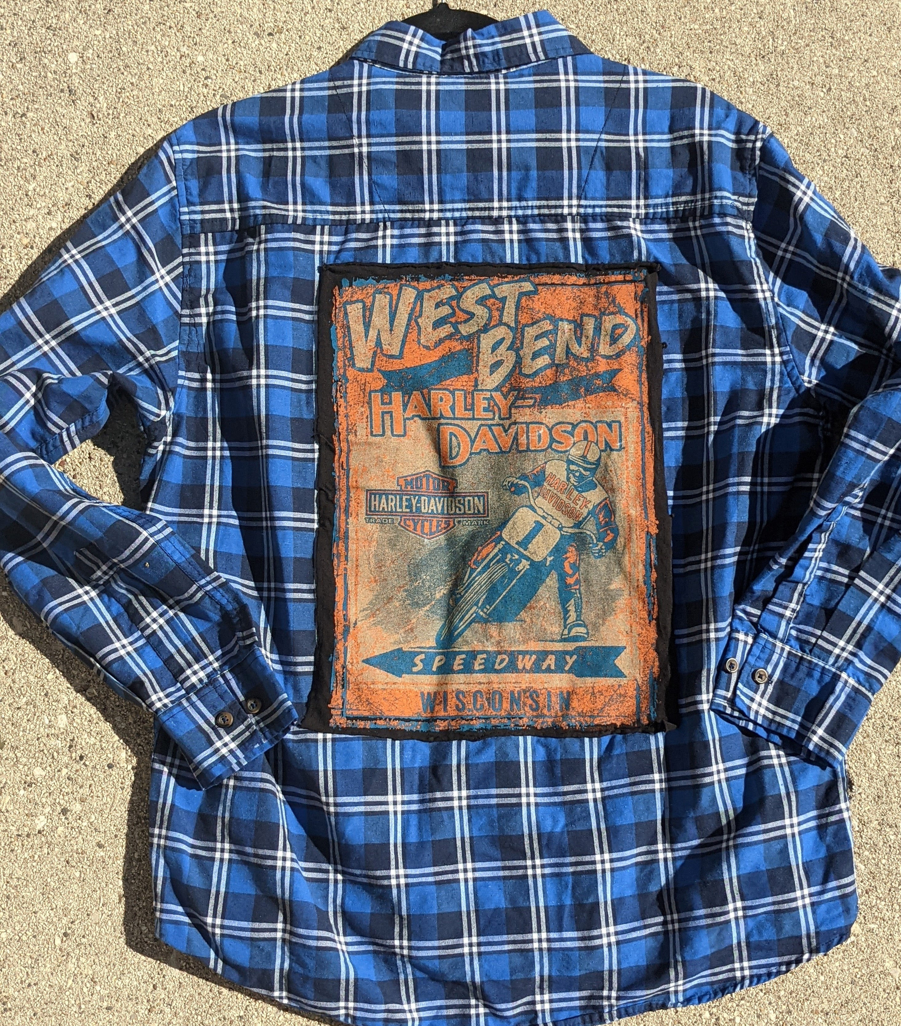 West Bend | Men's L