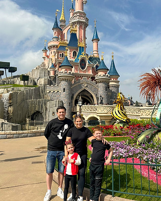 Becoming a travel agent from home