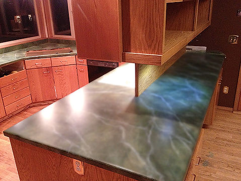 bruce-countertop-photoshopped_edited.jpg
