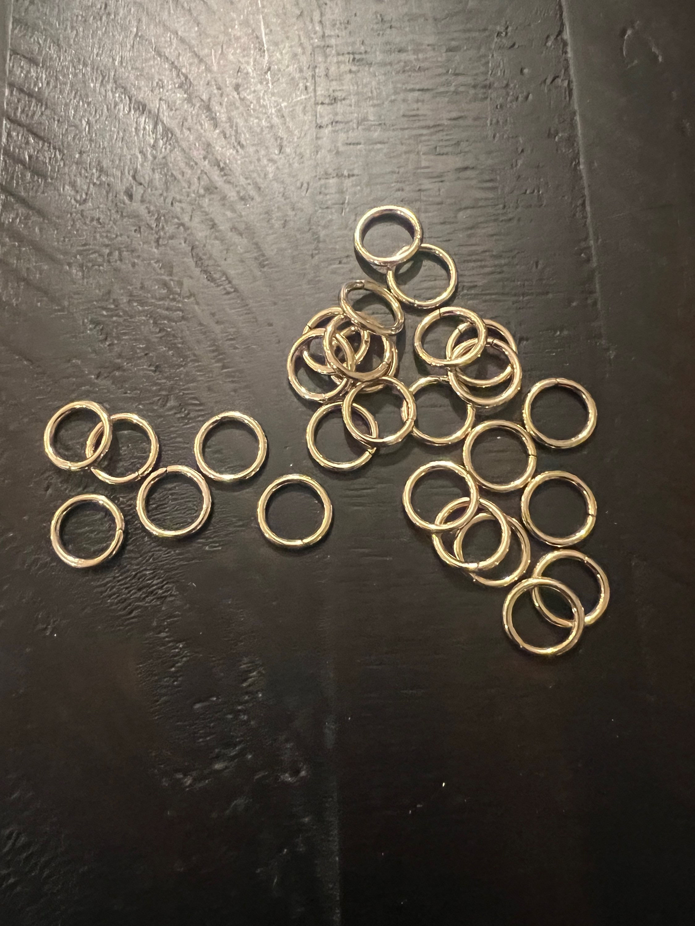 Brim gold ring charms