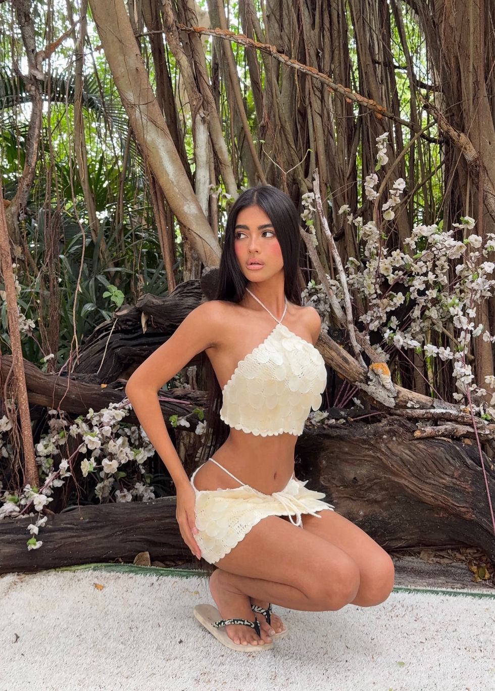 Thumbnail: ANGEL CROCHET TOP