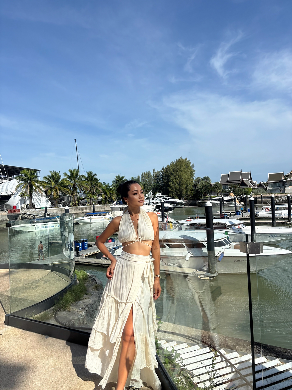 Thumbnail: SIDE SLIT SKIRT
