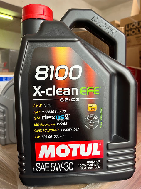 Motul 8100 xclean EFE 5w30 5L | Mallbike
