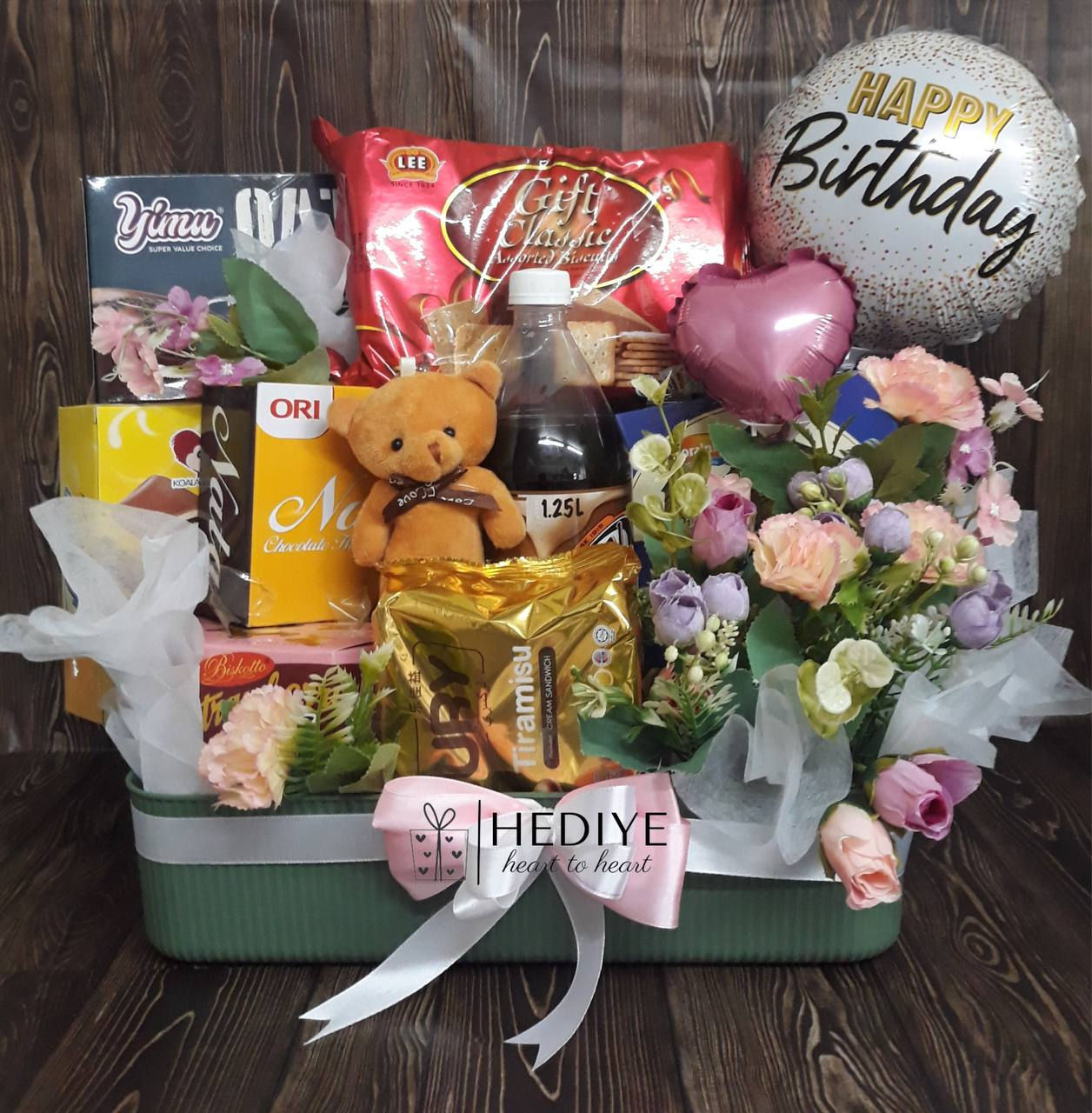 Hamper Gift with Mini Teddy Bear Decorations (for Any Occasion)