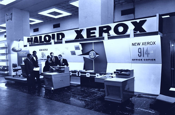 914-trade-show-1959_edited.jpg