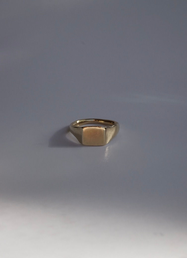 the signet ring